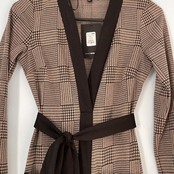 Long sleeve dress - Picture 4 of 7